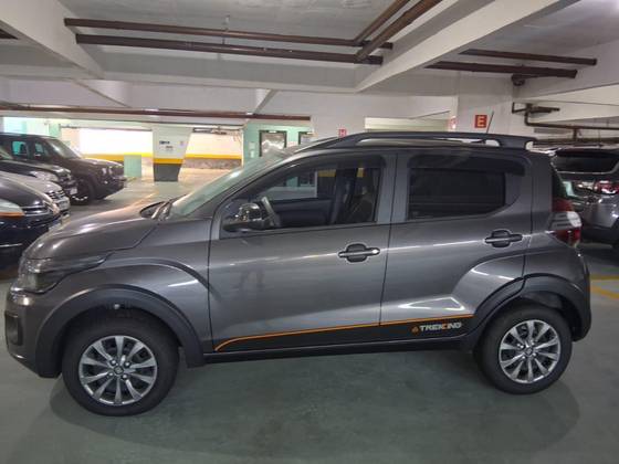 FIAT MOBI 1.0 EVO FLEX TREKKING MANUAL